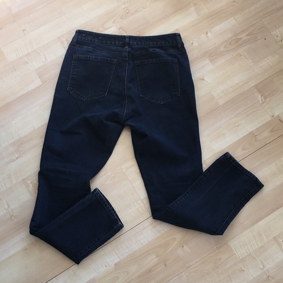 Ann Taylor LOFT Dark Wash Jeans 29/8 Like New - Picture 4 of 7